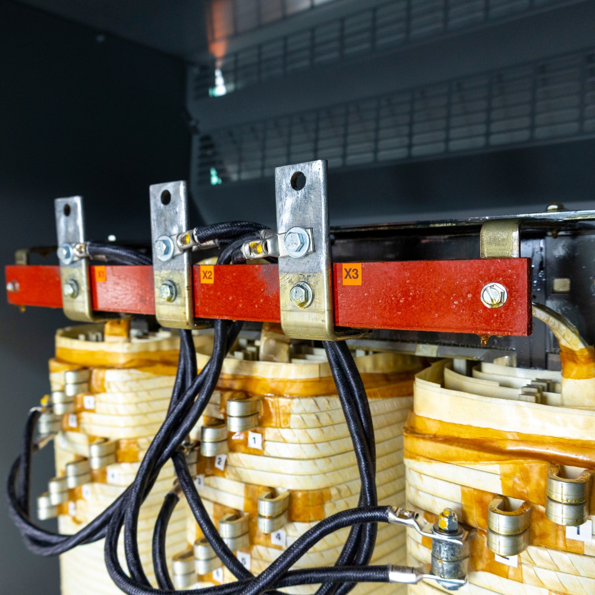 3-phase dry type transformer connection points